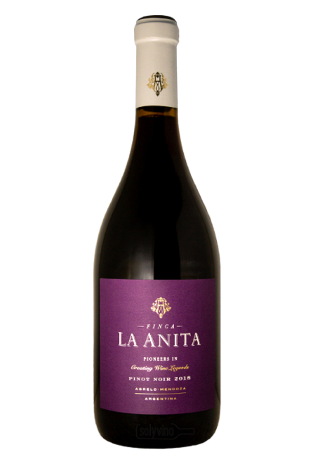 11_la_anita_pinot_noir